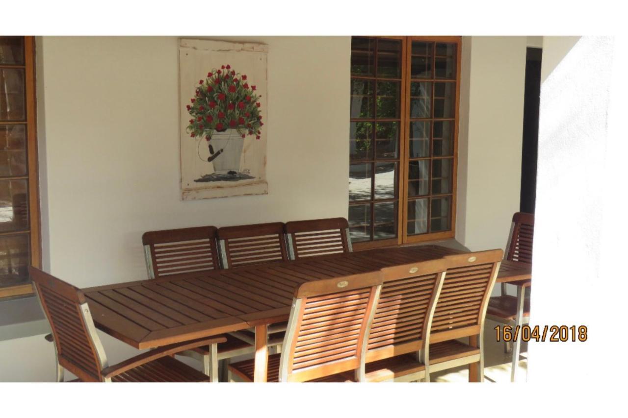 Blue Mountain View Cottages Клануилям Екстериор снимка