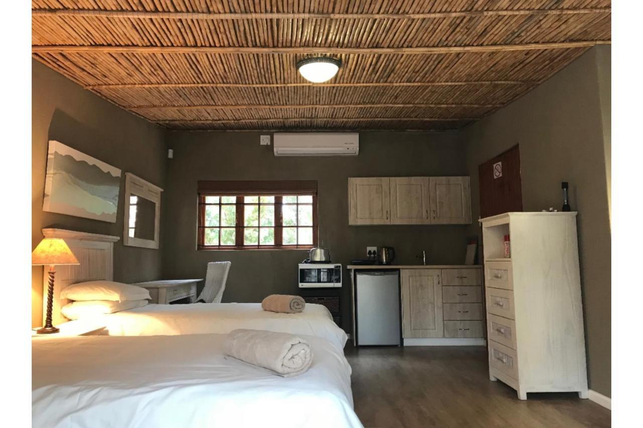 Blue Mountain View Cottages Клануилям Екстериор снимка