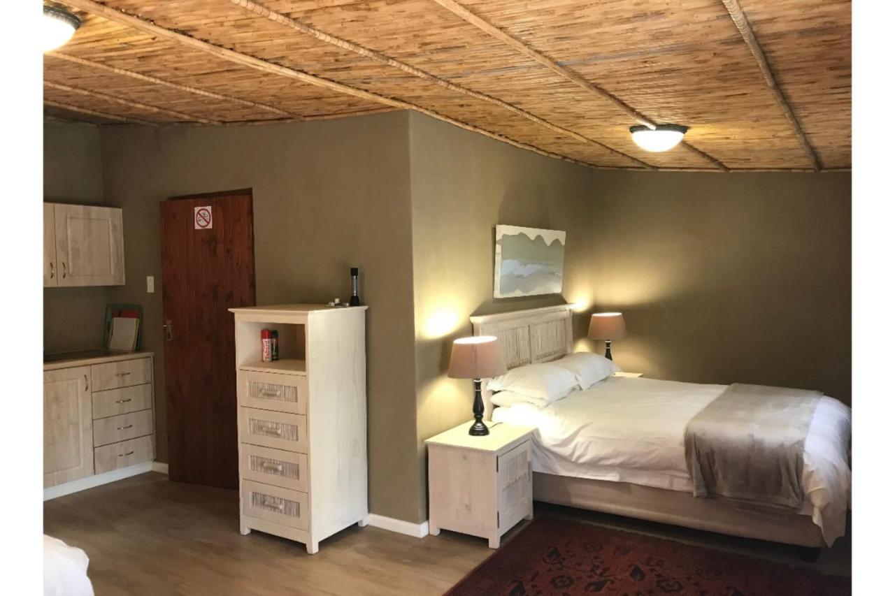 Blue Mountain View Cottages Клануилям Екстериор снимка